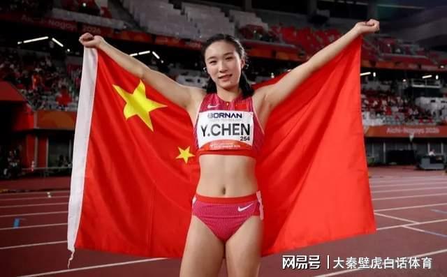 没拿过世界冠军，却参加4届奥运，47岁越来越美，儿子已走网球路